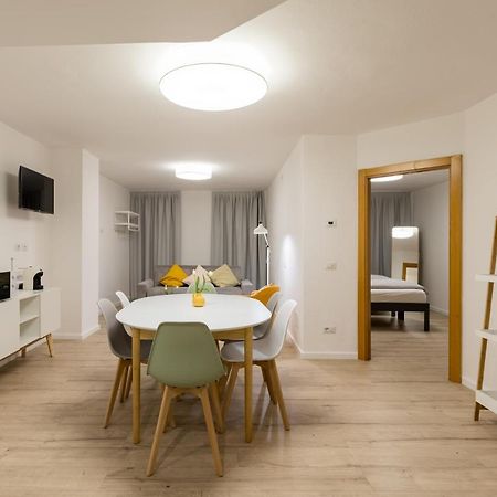 Mama Apartments Riva del Garda Luaran gambar